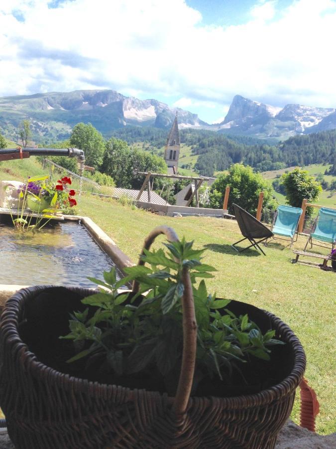 La Tourtette Acomodação com café da manhã Saint-Étienne-en-Dévoluy Exterior foto