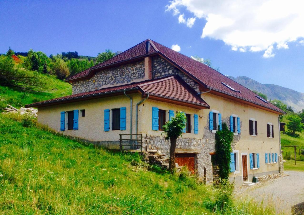 La Tourtette Acomodação com café da manhã Saint-Étienne-en-Dévoluy Exterior foto