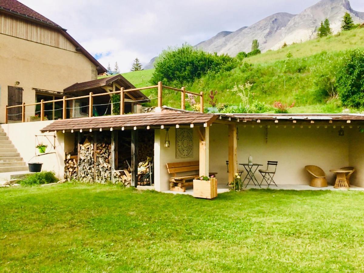 La Tourtette Acomodação com café da manhã Saint-Étienne-en-Dévoluy Exterior foto